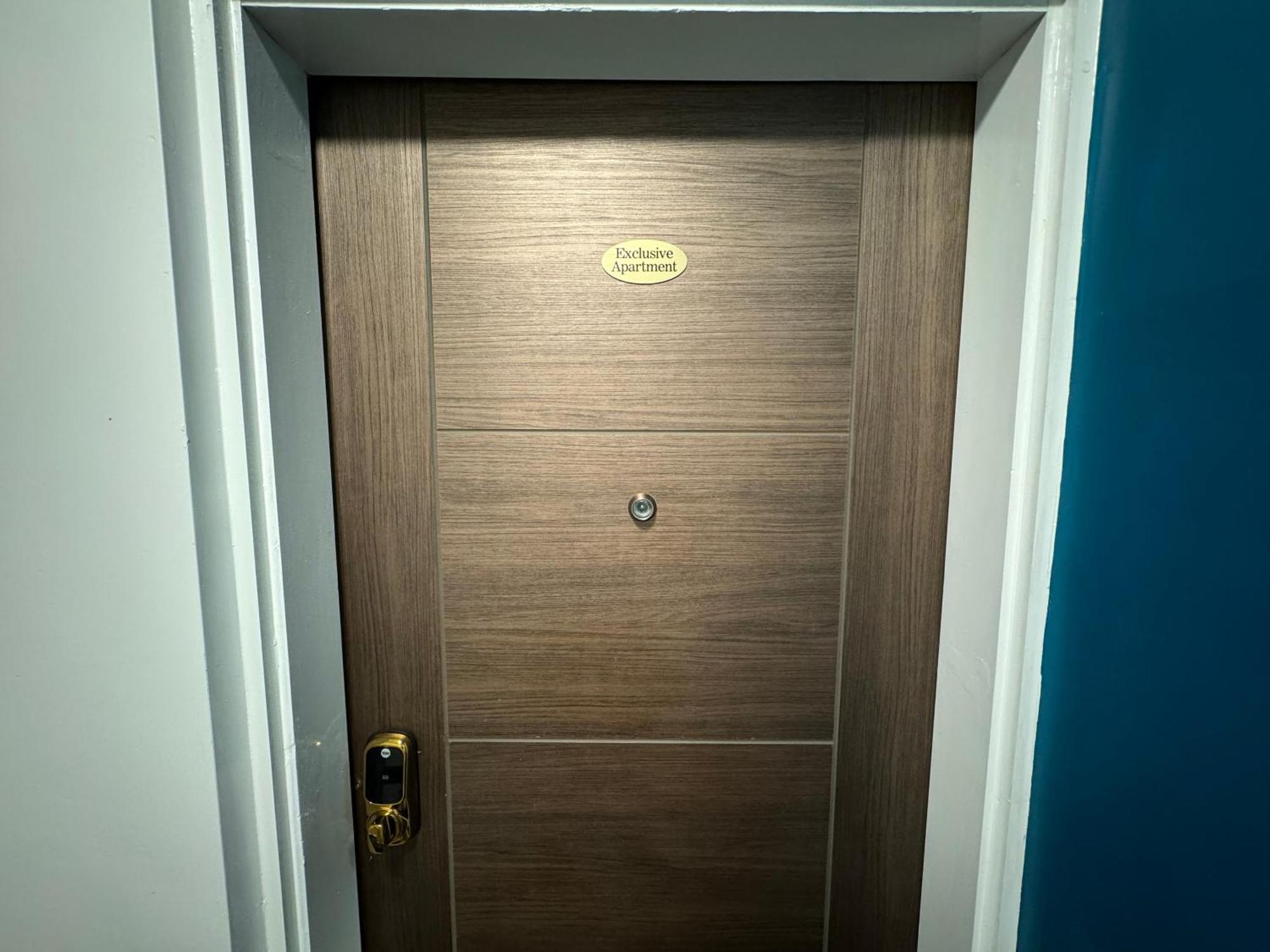 Southgate Luxury Apartments Elland Bagian luar foto
