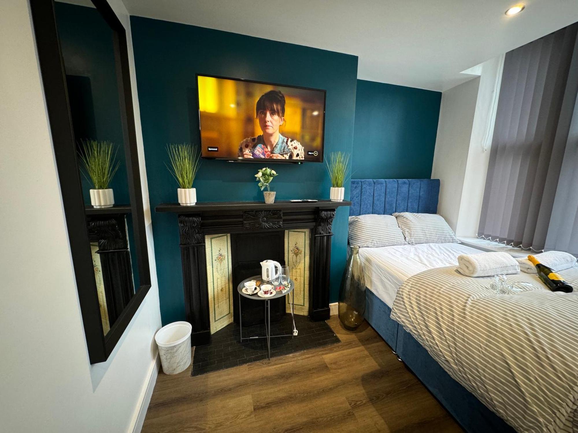 Southgate Luxury Apartments Elland Bagian luar foto