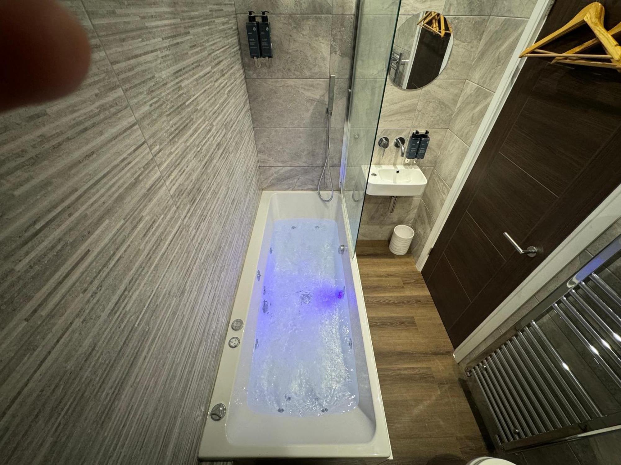Southgate Luxury Apartments Elland Ruang foto