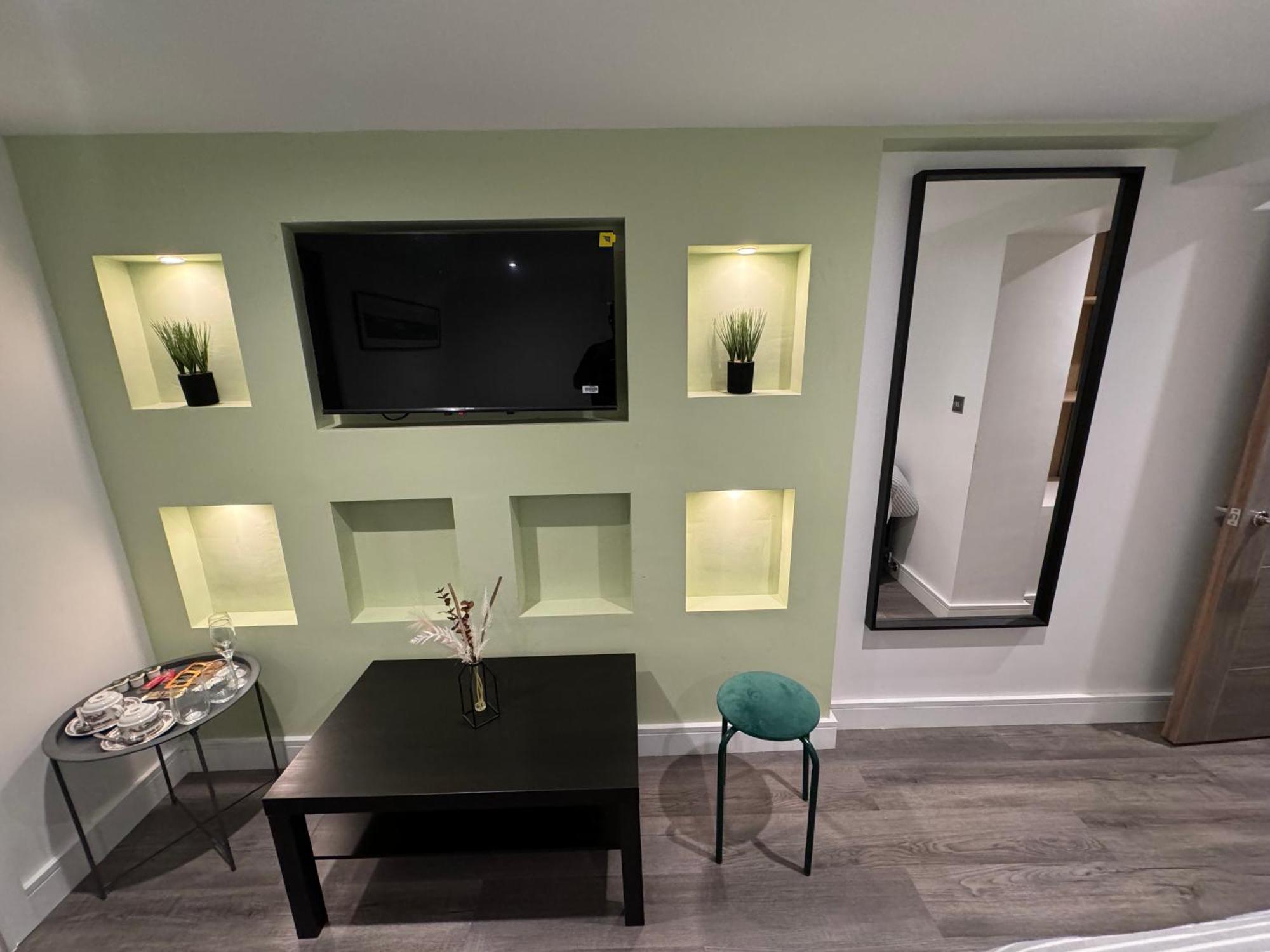 Southgate Luxury Apartments Elland Bagian luar foto