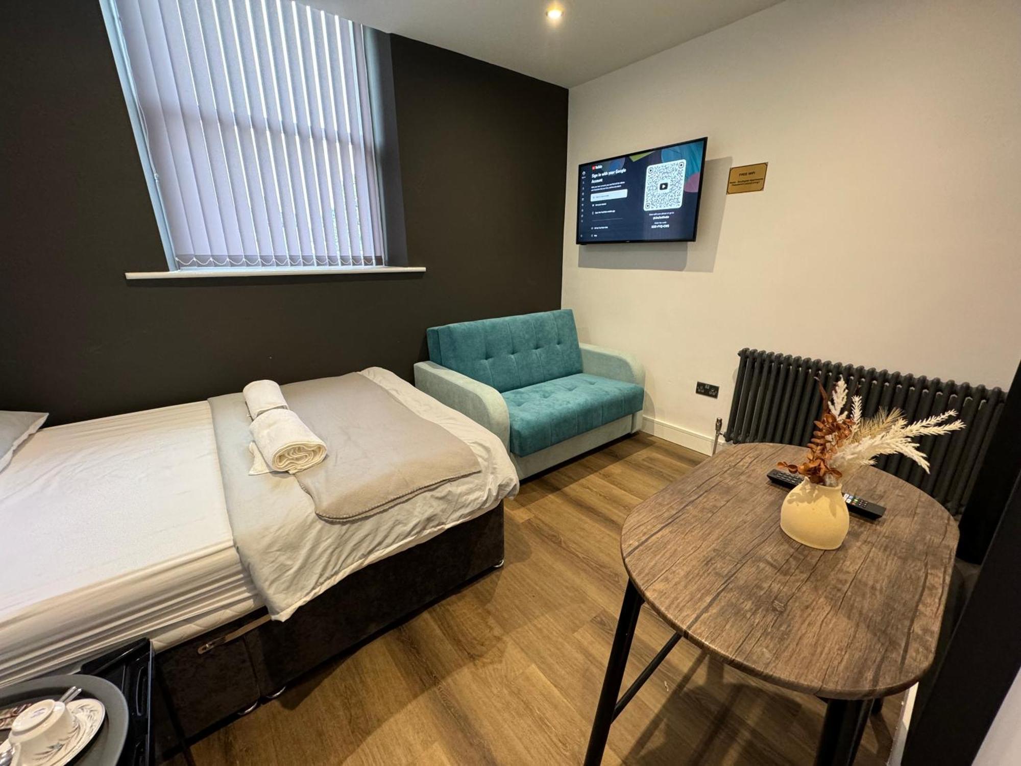 Southgate Luxury Apartments Elland Bagian luar foto