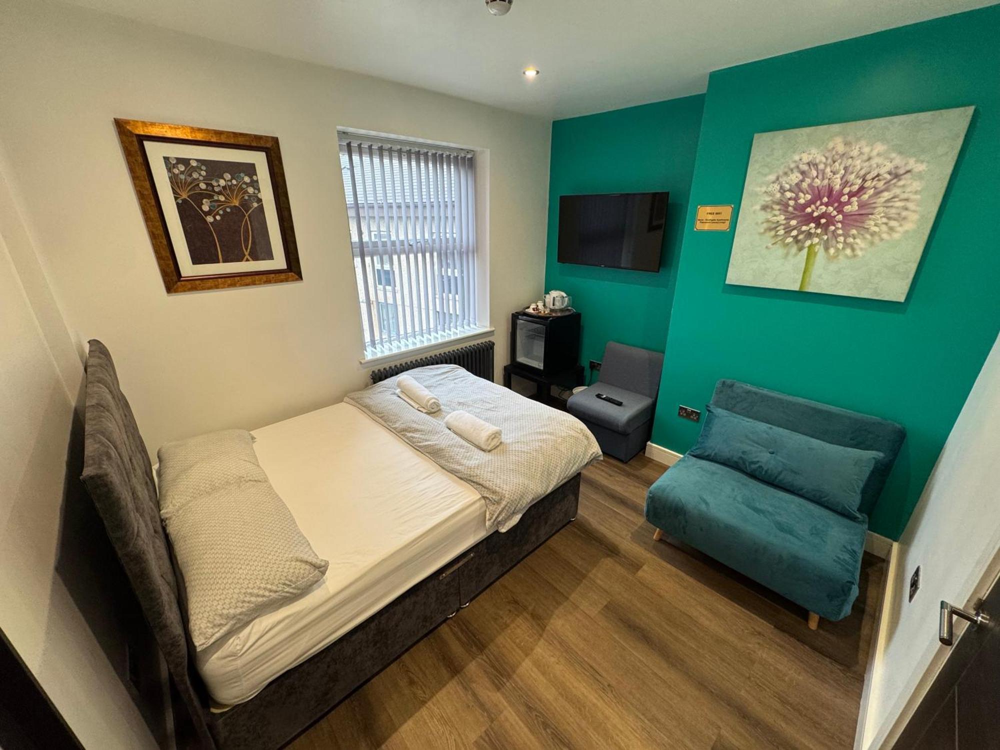 Southgate Luxury Apartments Elland Bagian luar foto